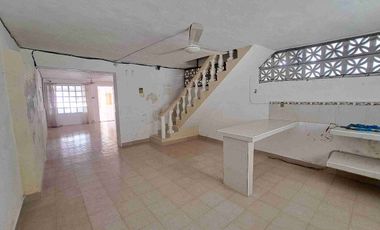 CASA EN PROGRESO EN LA COLONIA ISMAEL GARCIA A ESQUINA Y MEDIA DE LA PLAYA