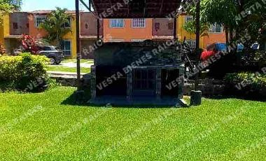 Casa en fraccionamiento con 2 habitaciones, Emiliano Zapata, Morelos