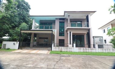 For Sale: Spacious 4-Bedroom Home in Secure Thana Siri Village, Udon Thani, Thailand