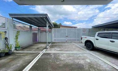 FOR SALE: MODERN ELEGANT RETIREMENT HOME WITH SPACIOUS BACKYARD