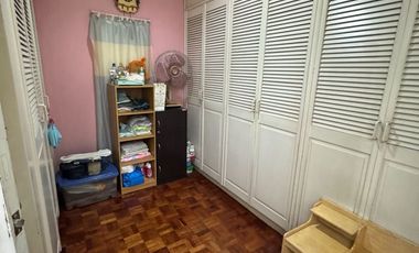 Corner 3BR Townhouse with Den & Lanai FOR SALE in Addition Hills, Mandaluyong