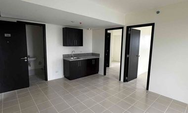 2 Bedroom w/ Balcony For Sale in Kasara Urban Resort Pasig near Ortigas, SM Megamall, BGC, Makati, NAIA