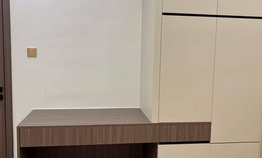 FOR RENT 3 Bedroom 139sqm Semi-Furnished Condo Unit in Paranaque - Bay Prime