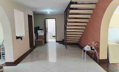 ALQUILER DE CASA COMO LOCAL COMERCIAL EN SURCO