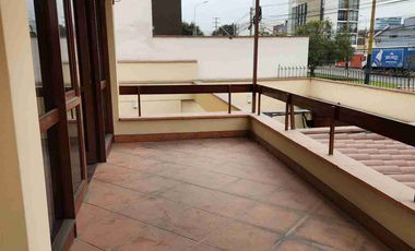 ALQUILER DE CASA COMO LOCAL COMERCIAL EN SURCO