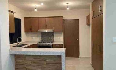 Casa Nueva en Lomas de la Selva