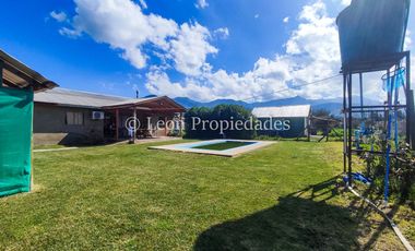 Leon Propiedades vende parcela con 2 casas y un galpón en camino el toro, Curacaví.