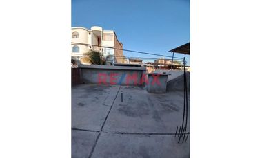 Hermosa Casa De 2 Pisos En Venta En La Urb Santa Ana//ID:1152111