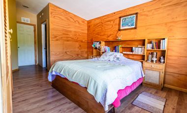 AMPLIA PROP. COMERCIAL O HABITACIONAL A PASOS DEL HOSPITAL