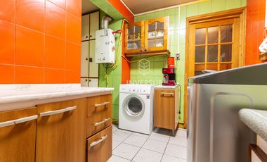 AMPLIA PROP. COMERCIAL O HABITACIONAL A PASOS DEL HOSPITAL