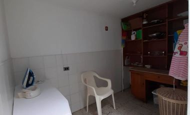 VENDO AMPLIA CASA EN EL BARRIO SAN FERNANDO CUBA