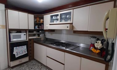 VENDO AMPLIA CASA EN EL BARRIO SAN FERNANDO CUBA