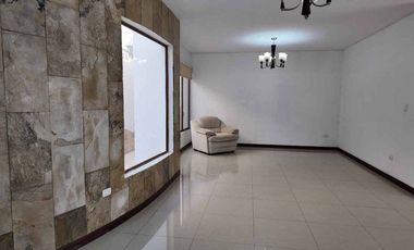 casa de venta en urbanización altos manta beach L/F