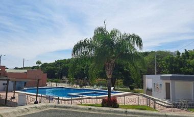 casa de venta en urbanización altos manta beach L/F