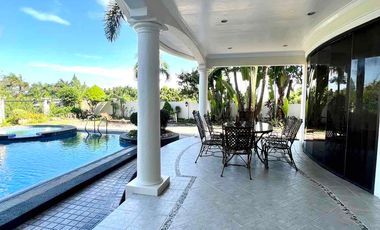 6 Bedroom House with swimming pool for rent