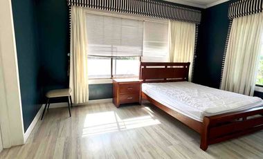 6 Bedroom House with swimming pool for rent