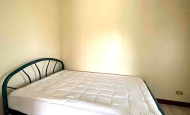 6 Bedroom House with swimming pool for rent