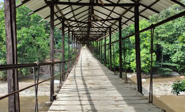 FINCA DE 1 HS EN EL SECTOR DEL PARQUE TAYRONA SANTA MARTA.
