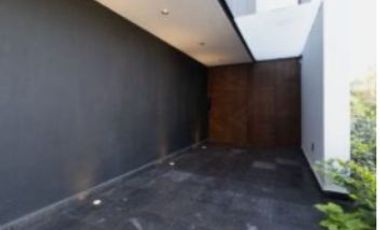 RESIDENCIA EN VENTA EN LAS CAÑADAS