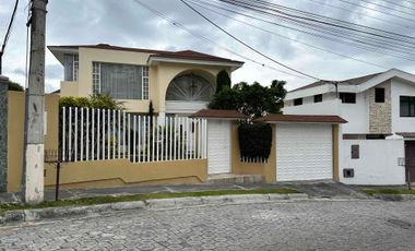 Casa en venta en conjunto Balcones del Norte de oportunidad