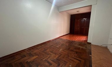 Casa amplia en zona segura en  Cedros de Villa