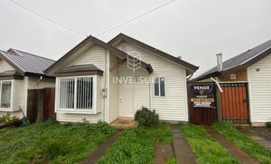 Casa Remodelada Y Con Amplio Terreno Sector Margot Duhalde