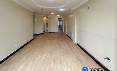 Departamento en venta en sector central a pasos del municipio de la ciudad de Loja