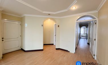 Departamento en venta en sector central a pasos del municipio de la ciudad de Loja