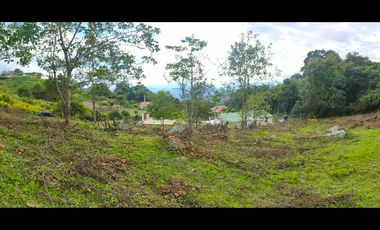 LOTES EN VENTA – ESCRITURA PÚBLICA INDEPENDIENTE - AGUA DE MANANTIAL - DESDE 1200 METROS - $100.000 x m²