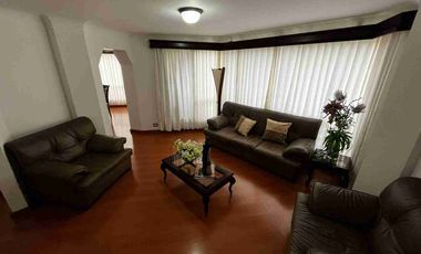VENDO APARTAMENTO CABECERA AREA 273 METROS UBICADO VISTA