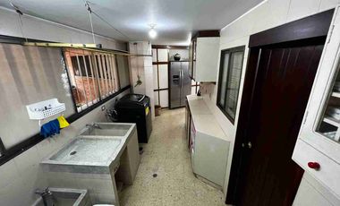 VENDO APARTAMENTO CABECERA AREA 273 METROS UBICADO VISTA