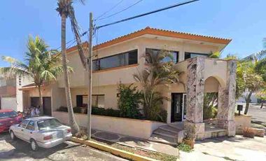 CASA EN VENTA CALLE: SALMON #127 FRACCIONAMIENTOCOSTA DE OROCP. 94299MUNICIPIO: BOCA DEL RIOESTDADO: VERACRUZ