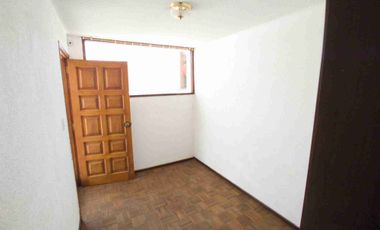 Casa en renta, ideal para negocios, capacitaciones, coworking. 227 m2. sector Quicentro Norte..Quito