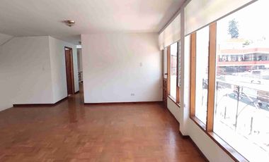 Casa en renta, ideal para negocios, capacitaciones, coworking. 227 m2. sector Quicentro Norte..Quito