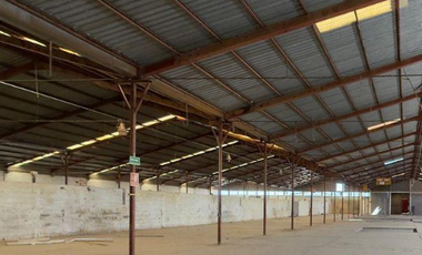 Venta de Remate en Nave Industrial con Posesión, entrega inmediata Col. Cd. Delicias, Chihuahua.