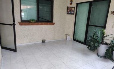 HERMOSA PROPIEDAD EN ZONA PRIVILEGIADA EN LOMAS DE COCOYOC