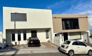RENTA CASA Nueva de Autor en Zaru. EXCELENTES ESPACIO PARA TU PROYECTO DE VIDA.