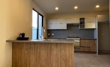 RENTA CASA Nueva de Autor en Zaru. EXCELENTES ESPACIO PARA TU PROYECTO DE VIDA.