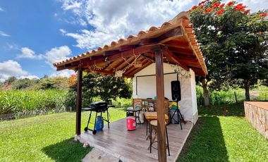 Casa Campestre en La Mesa de los Santos