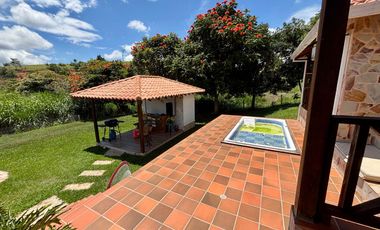 Casa Campestre en La Mesa de los Santos