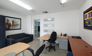 Oficina en arriendo en Alto Prado.
