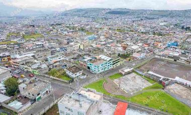 CASA RENTERA EN VENTA, SAN FERNANDO GUAMANI SUR DE QUITO, 9 DEPARTAMENTOS 708M2