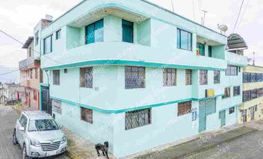 CASA RENTERA EN VENTA, SAN FERNANDO GUAMANI SUR DE QUITO, 9 DEPARTAMENTOS 708M2