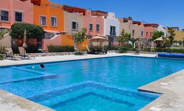 RENTO CASA SIN AMUEBLAR EN PRECIOSO CONDOMINIO EN SAN MIGUEL DE ALLENDE