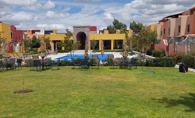 RENTO CASA SIN AMUEBLAR EN PRECIOSO CONDOMINIO EN SAN MIGUEL DE ALLENDE