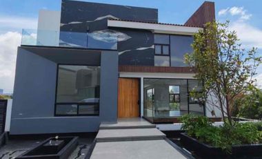 Casa de lujo en venta en La Vista Country Club con campo de golf, san Andrés Cholula.