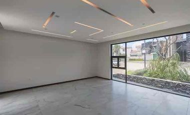 Casa de lujo en venta en La Vista Country Club con campo de golf, san Andrés Cholula.