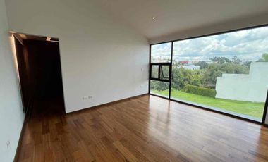 Casa de lujo en venta en La Vista Country Club con campo de golf, san Andrés Cholula.