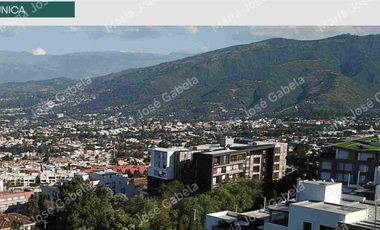 Amplio Departamento de 2 Dormitorios y Sala de TV en edificio de lujo, Cumbayá, sector Site Center