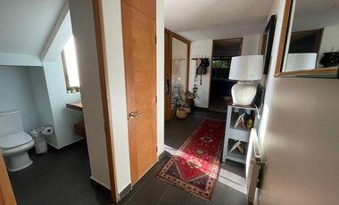 VENTA CASA MEDITERRANEA EN EXCLUSIVO CONDOMINIO - 5D+4B+PISCINA+TERRAZA+QUINCHO - COLEGIO CRAIGHOUSE, SAN ANSELMO, SAN JOSE, ALEMÁN, PEDREGALES